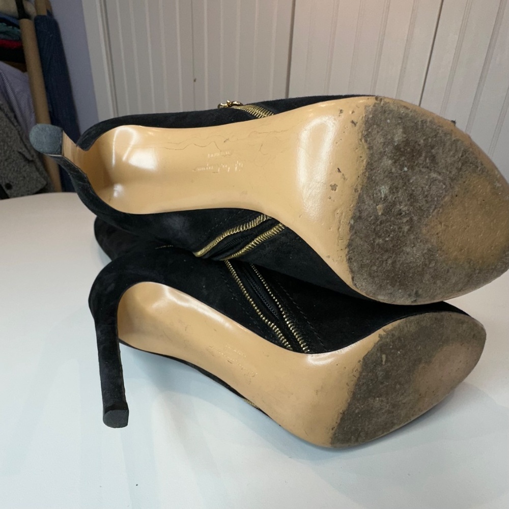 Salvatore Ferragamo Black Heeled Boots - Picture 9 of 16